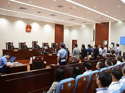 强化政治引领 突出典型示范 推动律师行业党建工作取得更大成绩